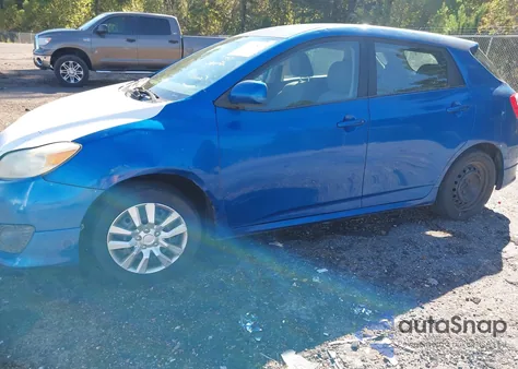 2010 Toyota Matrix z USA, uszkodzony, nr VIN 2T1KU4EEXAC497705